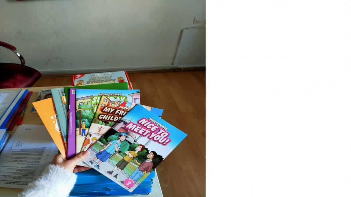 Gaziantep Valiliği'nin desteği ile okulumuza yeni İngilizce okuma kitapları geldi!